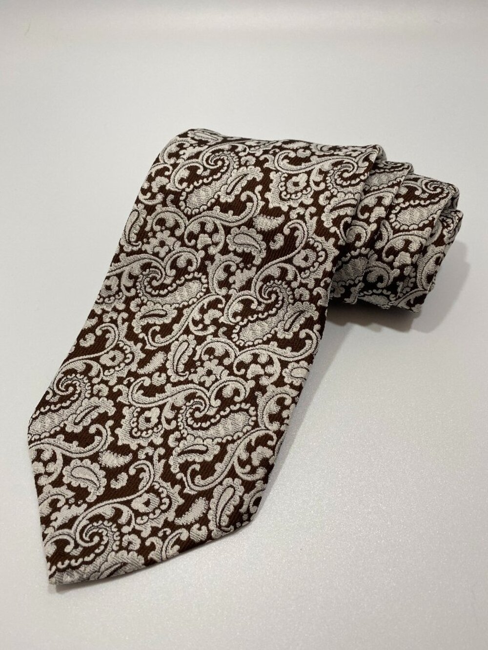 Vintage Grenada by Excella Brown and White Paisley Polyester Necktie 55" x 4"
